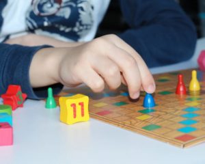 Quoi faire au printemps : faire des jeux de société